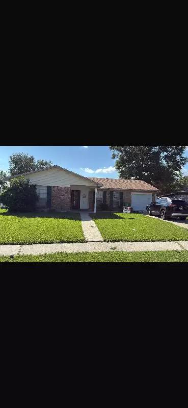 Main picture of 732 Holyoke Pl