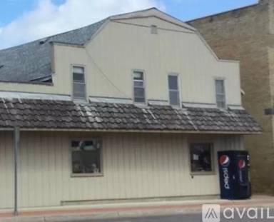 Main picture of 387 State St N