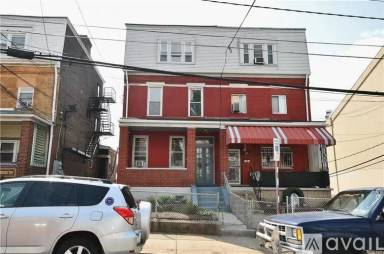 Main picture of 3329 Ward St