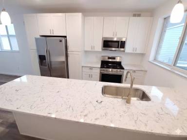 Main picture of 453 Norton St