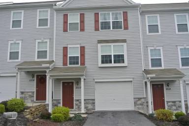 Main picture of 2501 Oakwood Ln