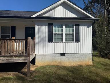 Main picture of 115 Buster Ln