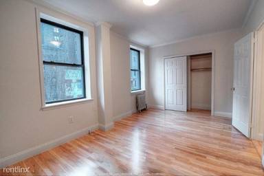 Main picture of 410 W 45th St