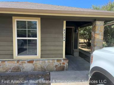 Main picture of 2312 S 3rd St