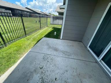 Main picture of 2610 W 55th St N