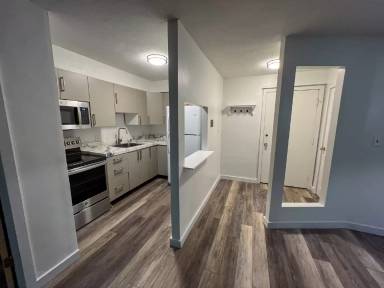Main picture of 915 Edgell Rd
