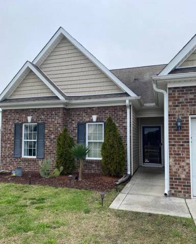 Main picture of 201 Silver Hills Dr