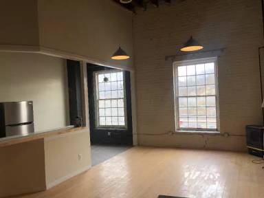 Main picture of 1009 Jefferson St