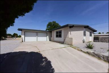 Main picture of 10169 Dunbarton Dr