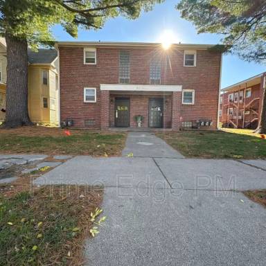 Main picture of 1709 B St