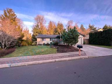 Main picture of 2650 SW Myers Dr