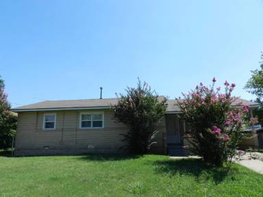 Main picture of 3412 NW Lincoln Ave