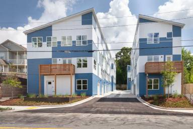 Main picture of 402 McDonough Blvd SE
