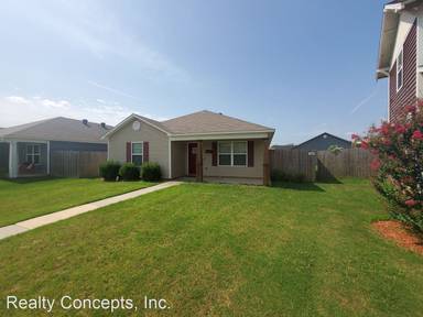 Main picture of 1231 S Oxbow Way