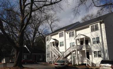 Main picture of 370 S Pope St