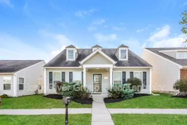 Main picture of 857 W Anson Dr