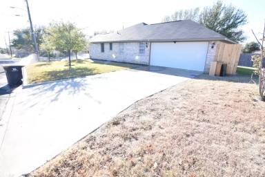 Main picture of 5302 Williams Dr