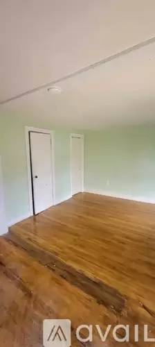 Main picture of 2061 Ny 206
