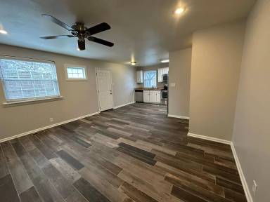 Main picture of 1017 Villa Pl