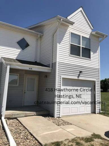 Main picture of 426 Hawthorne Cir