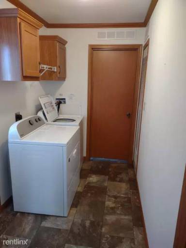 Main picture of Holiday Mobile Home Court