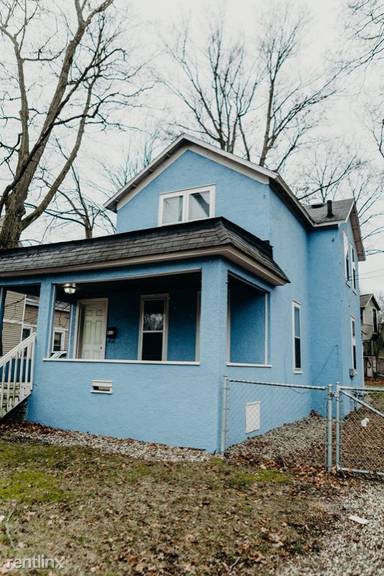 Main picture of 811 Douglas Ave