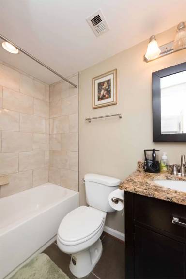 Main picture of 8203 Taunton Pl