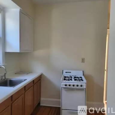 Main picture of 706 Myrtle Ave