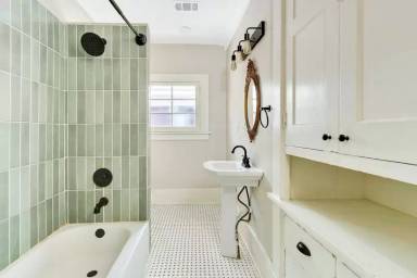 Main picture of 621 Fortwood Pl