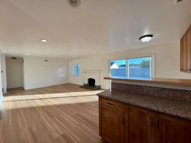 Main picture of 5111 Dawn Ln