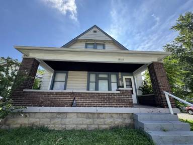 Main picture of 1821 S Talbott St