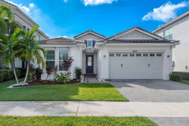 Main picture of 4636 Woodland Way