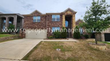 Main picture of 927 Bentley Dr
