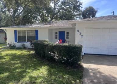 Main picture of 832 Lucerne Cir