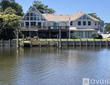 Main picture of 233 Eagle Dr