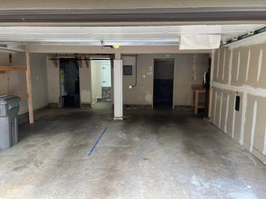 Main picture of 38 Clarewood Ln