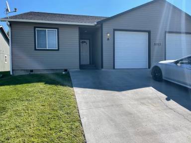 Main picture of 1005 N Pierce Dr