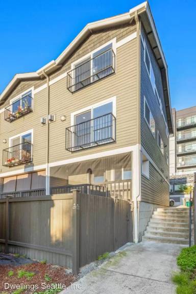 Main picture of 4535 41st Ave SW