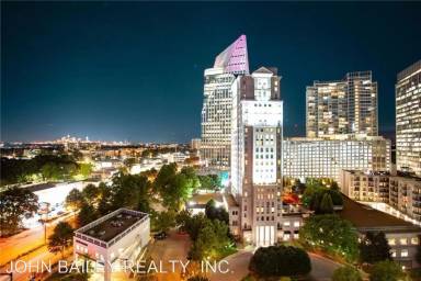 Main picture of Realm Condominiums