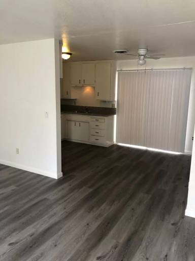 Main picture of 524 Vermont Ave