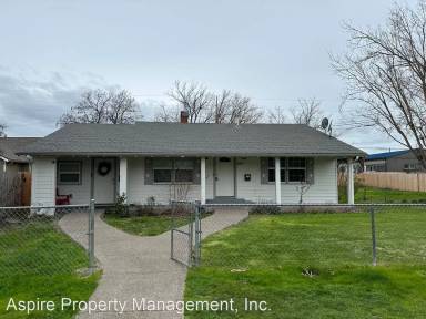 Main picture of 441 N 1st St