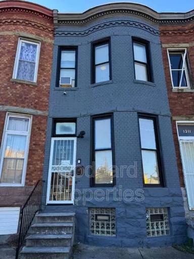 Main picture of 1313 E North Ave