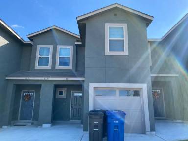 Main picture of 6414 Marcel Way