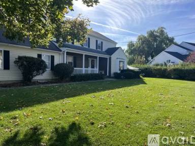 Main picture of 23 Lori Rd