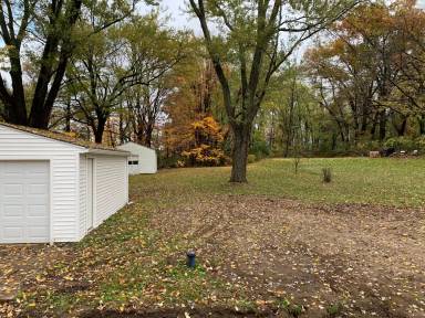 Main picture of 2095 Beach Dr