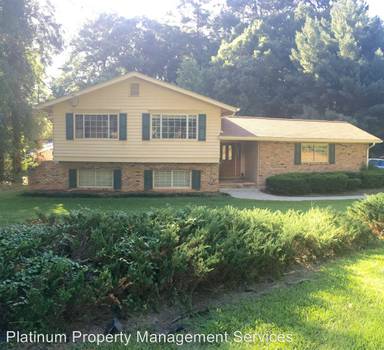 Main picture of 2690 Bent Hickory Dr SE