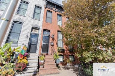 Main picture of 3206 Hudson St