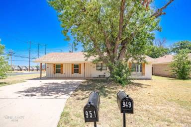 Main picture of 949 Kenwood Dr