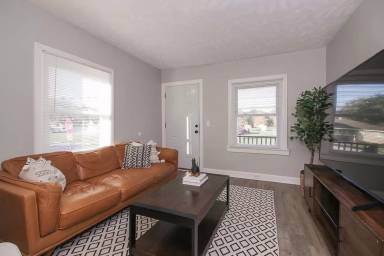 Main picture of 7329 Ward Rd