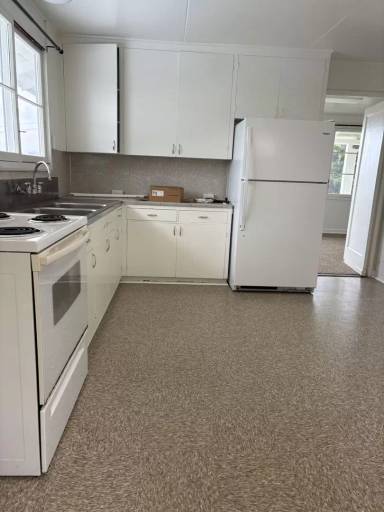Main picture of 2022 Leiloke Dr